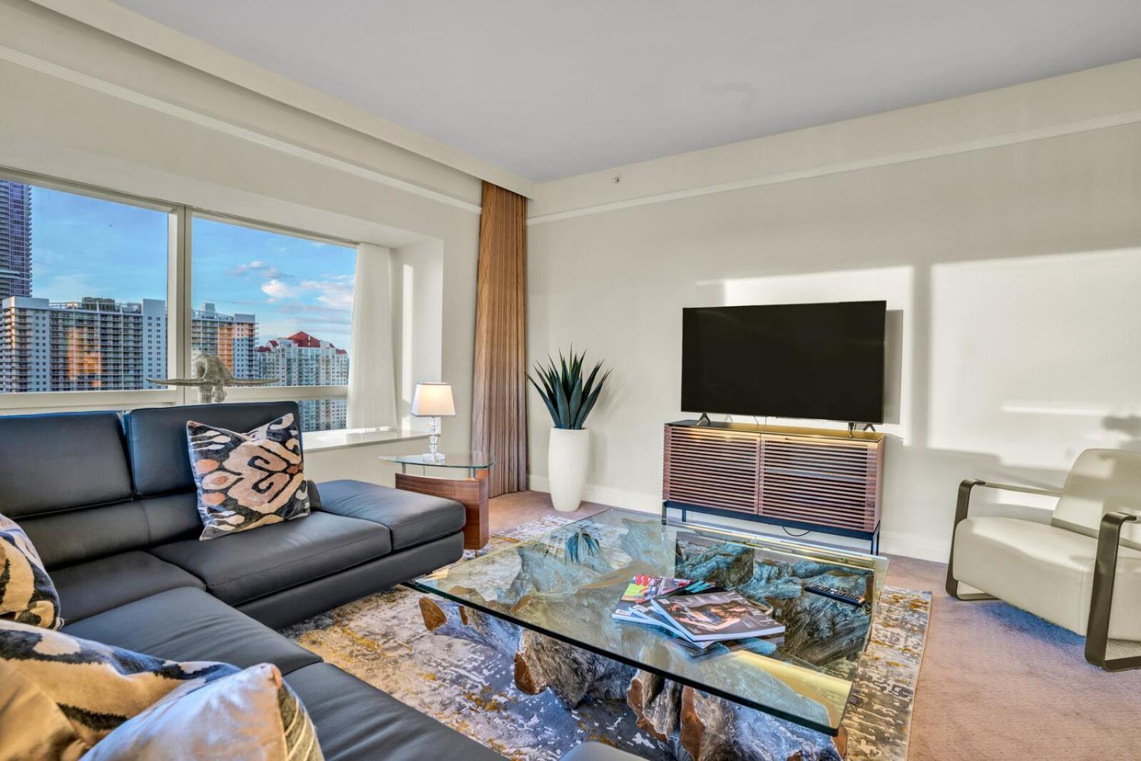 2 Bedroom Or King Studio Suites Four Seasons Hotel Miami Free Wi-Fi & Free Parking Ngoại thất bức ảnh