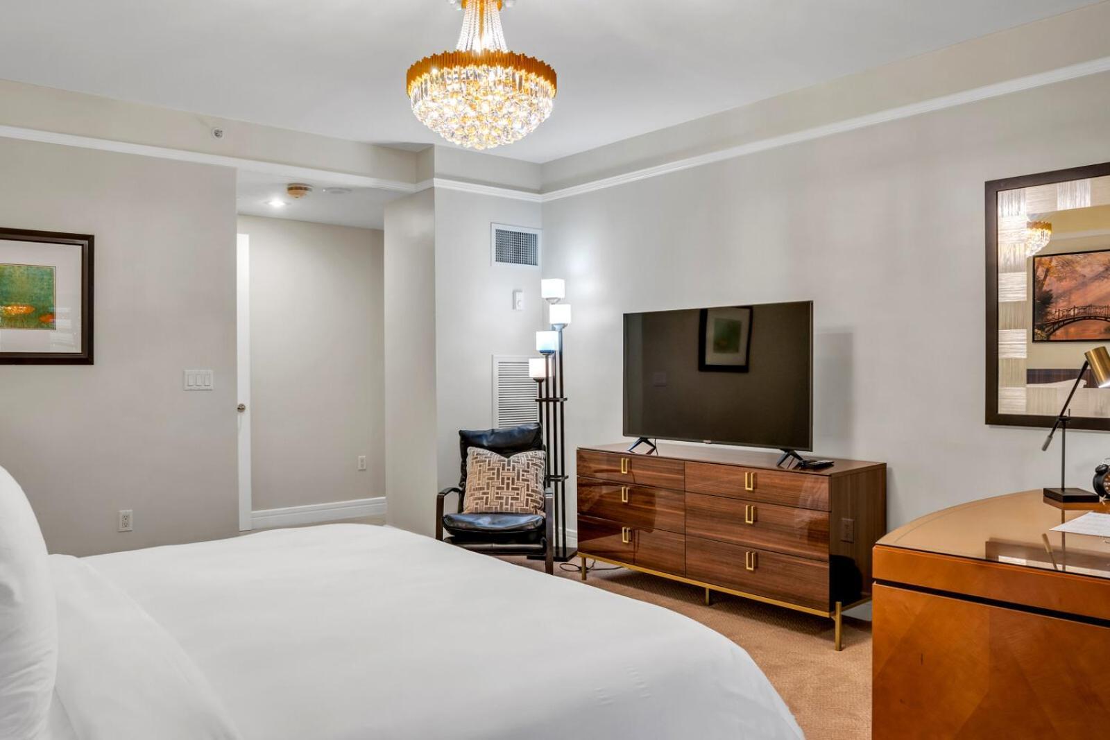 Spacious 2 Bedroom 2 Bath & Studio Suites In The Four Seasons Hotel Miami High Floors Phòng bức ảnh